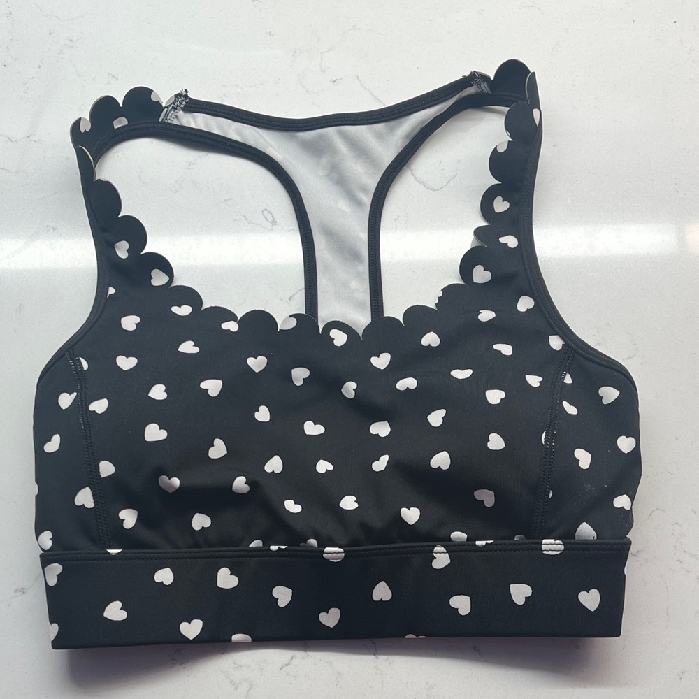 Kate Spade Hearts Scalloped Edge sports Bra